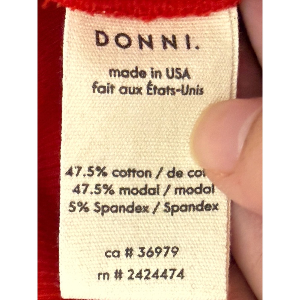 DONNI Red Ribbed Flare Ankle Pants Women's M High Rise Pull On USA Made - Picture 9 of 12